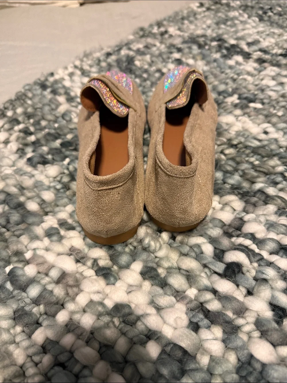 Fashion never worn